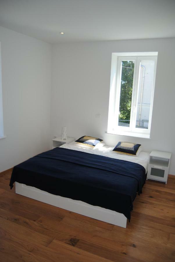 Apartment With Free Parking Ljubljana Luaran gambar