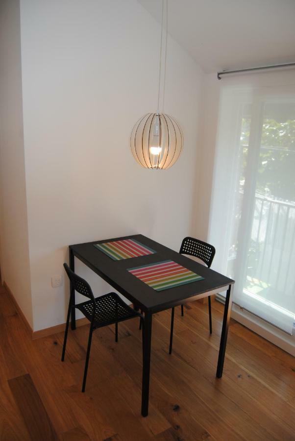 Apartment With Free Parking Ljubljana Luaran gambar