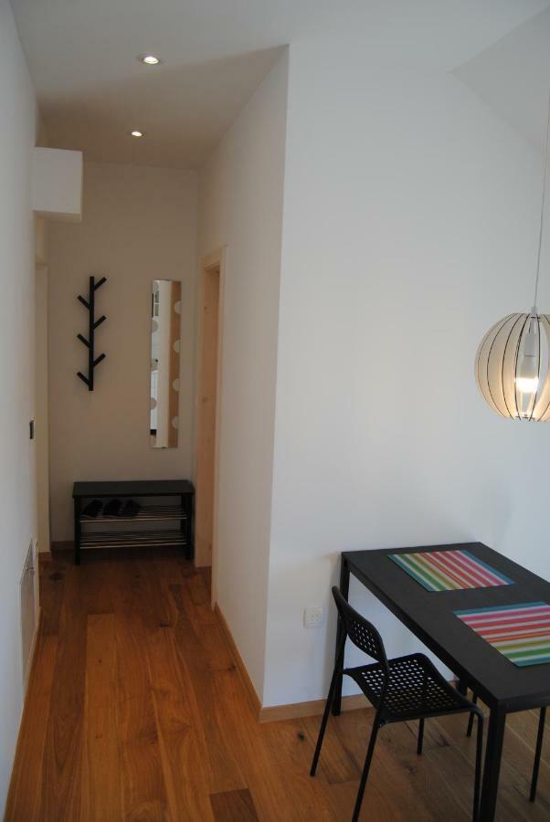 Apartment With Free Parking Ljubljana Luaran gambar